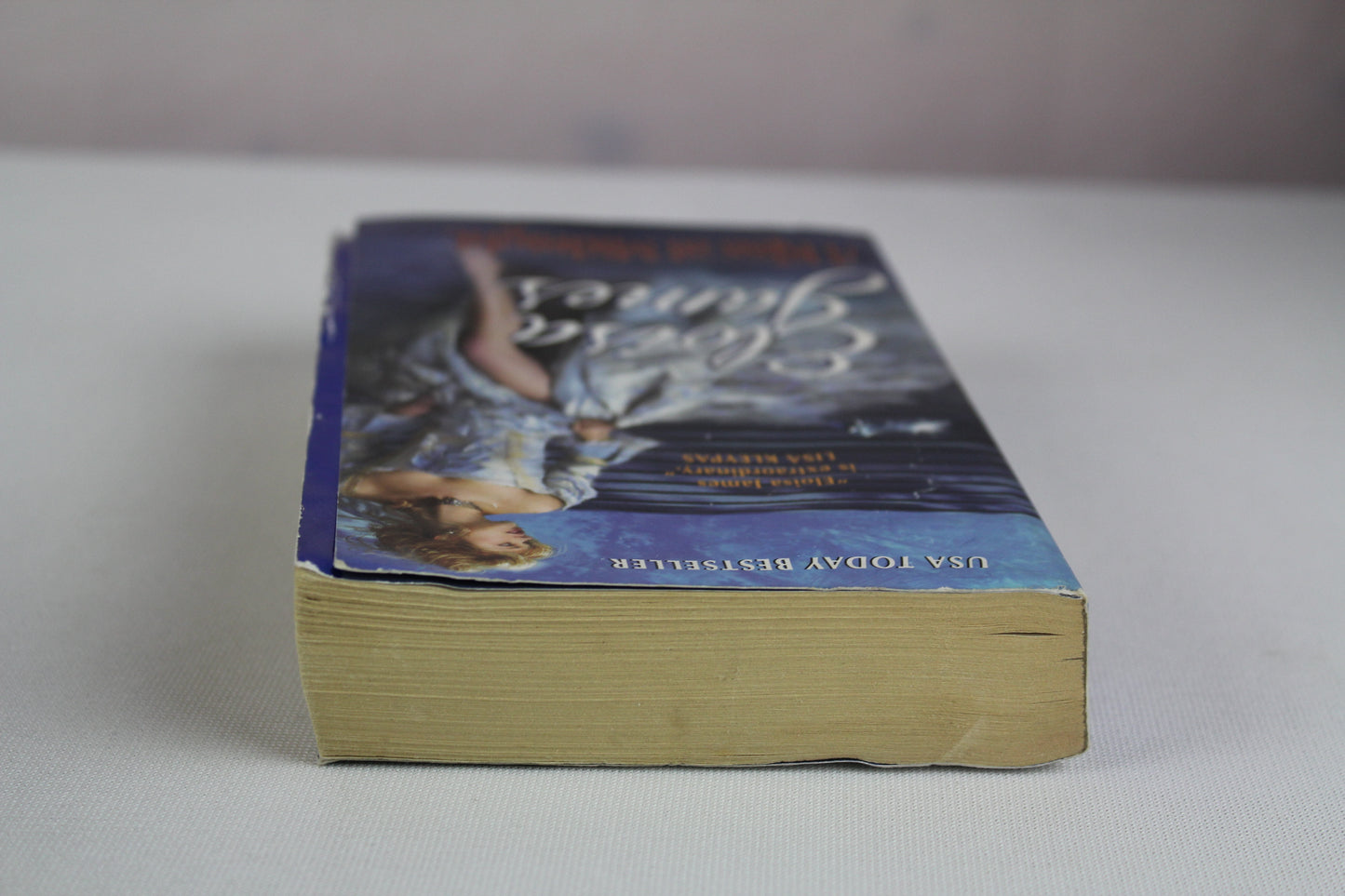 A Kiss at Midnight: A Charming Fairytale Retelling Where a Beauty Refuses to Marry a Prince (Fairy Tales, 1) by Eloisa James