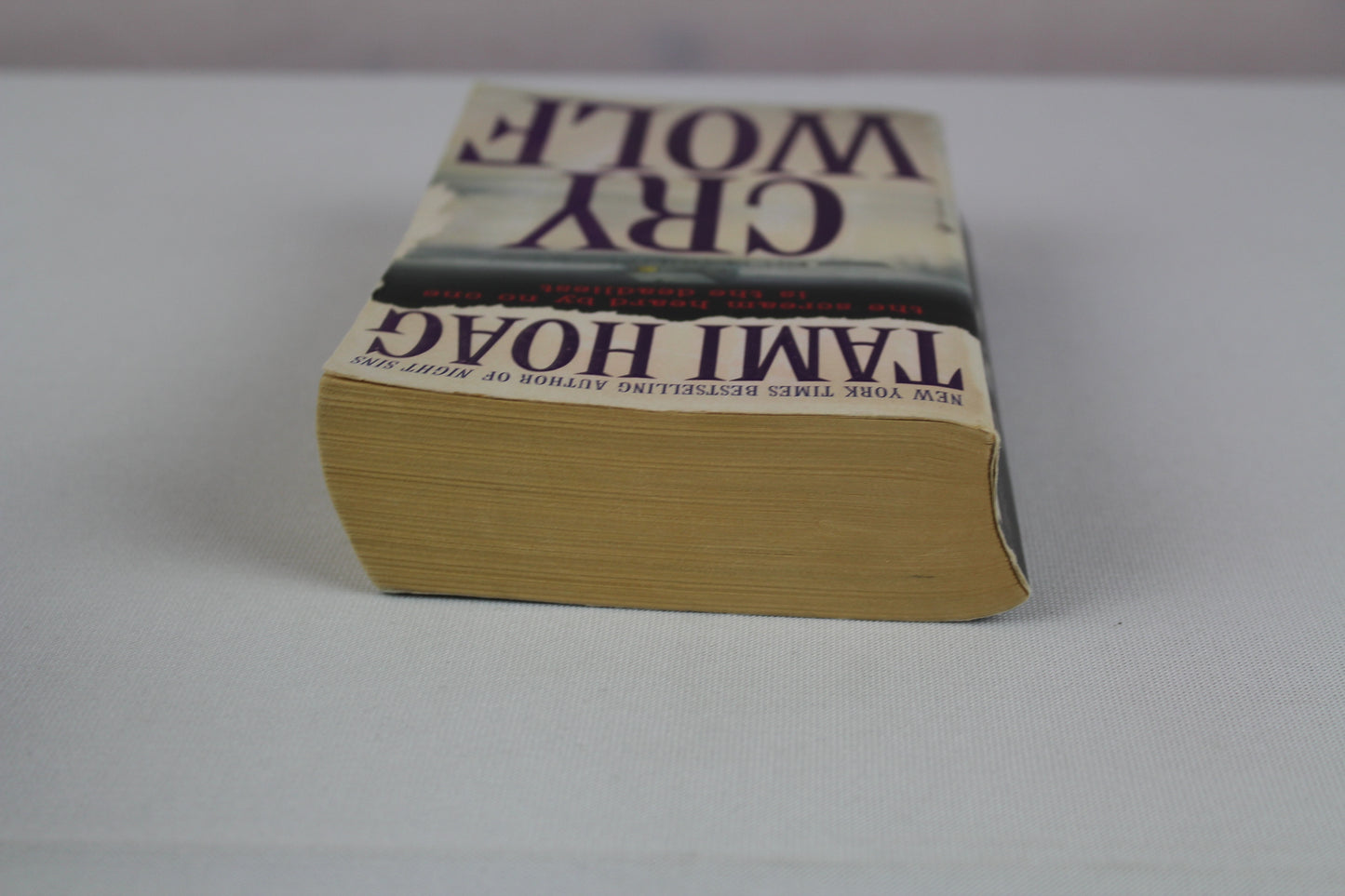 Cry Wolf: A Novel by Tami Hoag