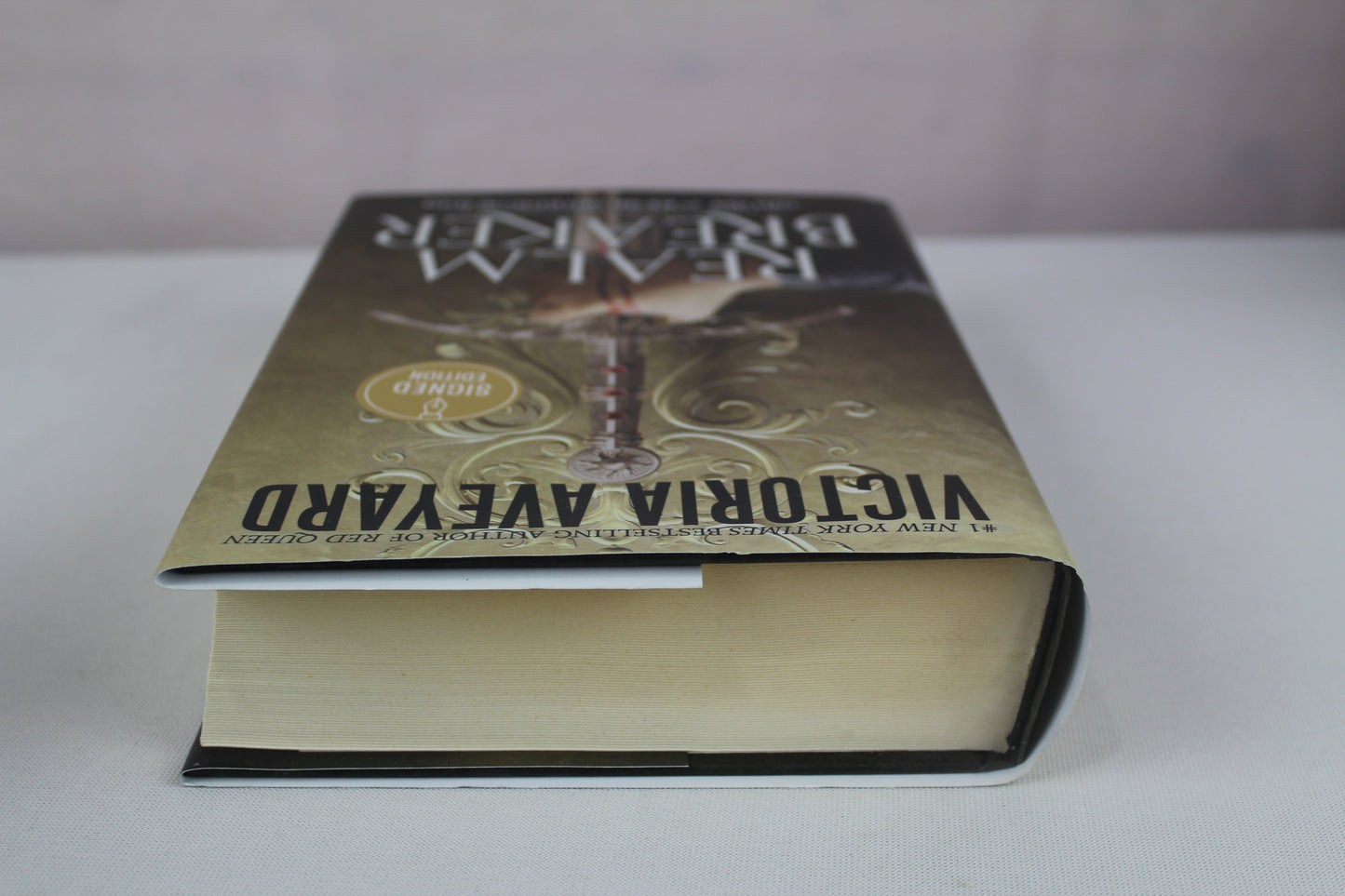 Realm Breaker (Realm Breaker, 1) by Victoria Aveyard