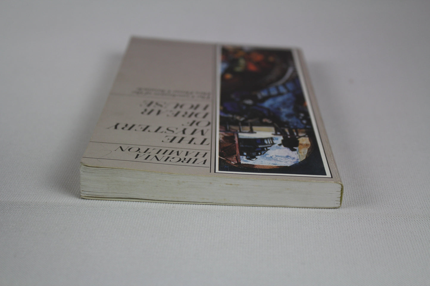 The mystery of Drear House: The conclusion of the Dies Drear chronicle by Virginia Hamilton
