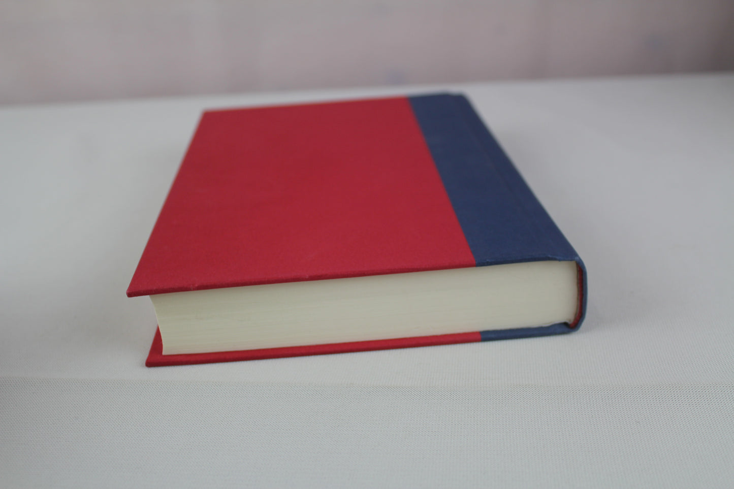 Still Me: A Novel (Me Before You Trilogy) by Jojo Moyes