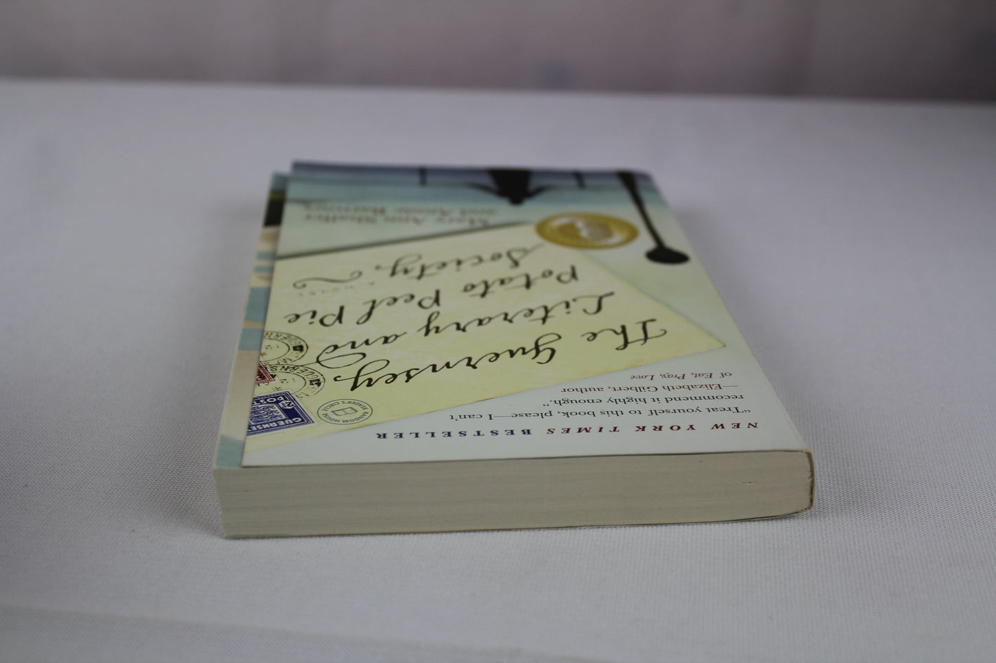 The Guernsey Literary and Potato Peel Pie Society by Mary Ann Shaffer, Annie Barrows