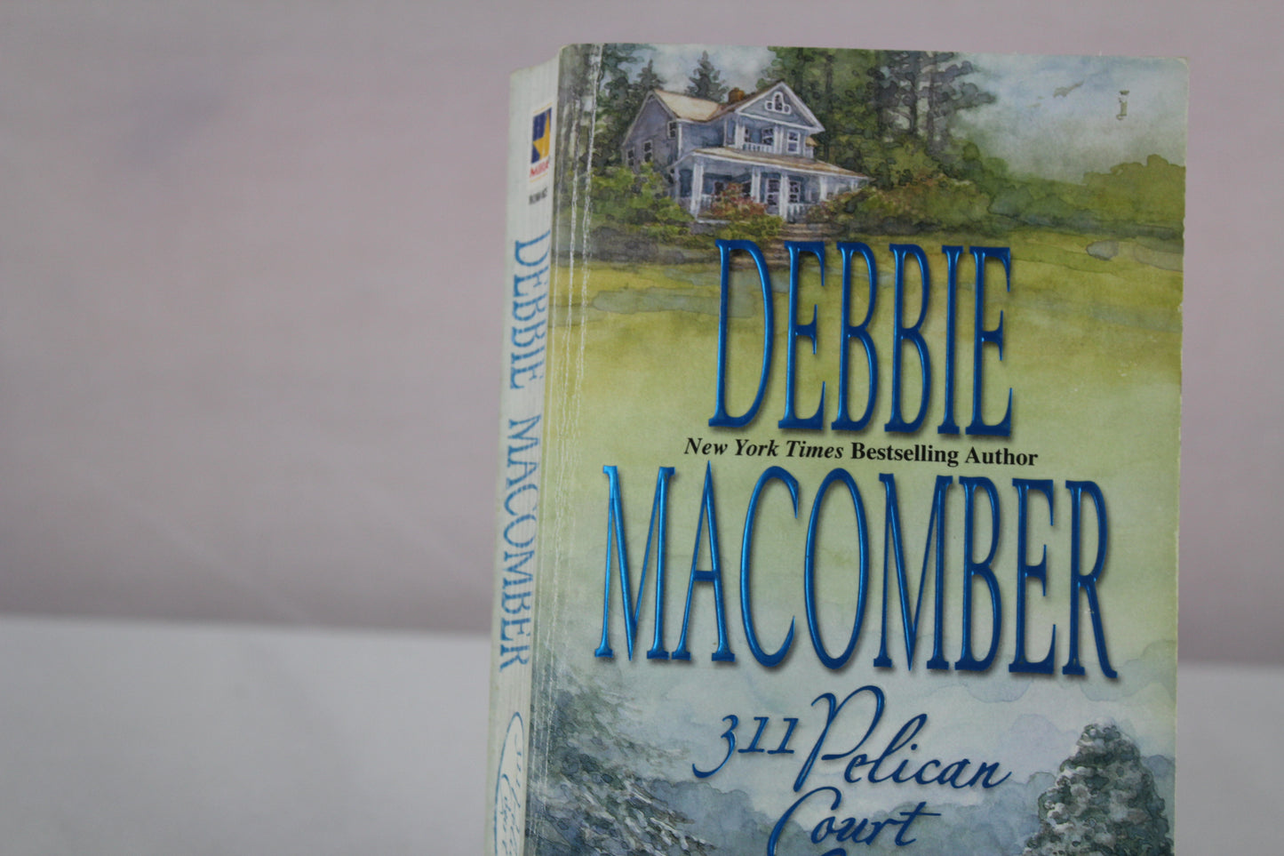 311 Pelican Court (Cedar Cove, Book 3)