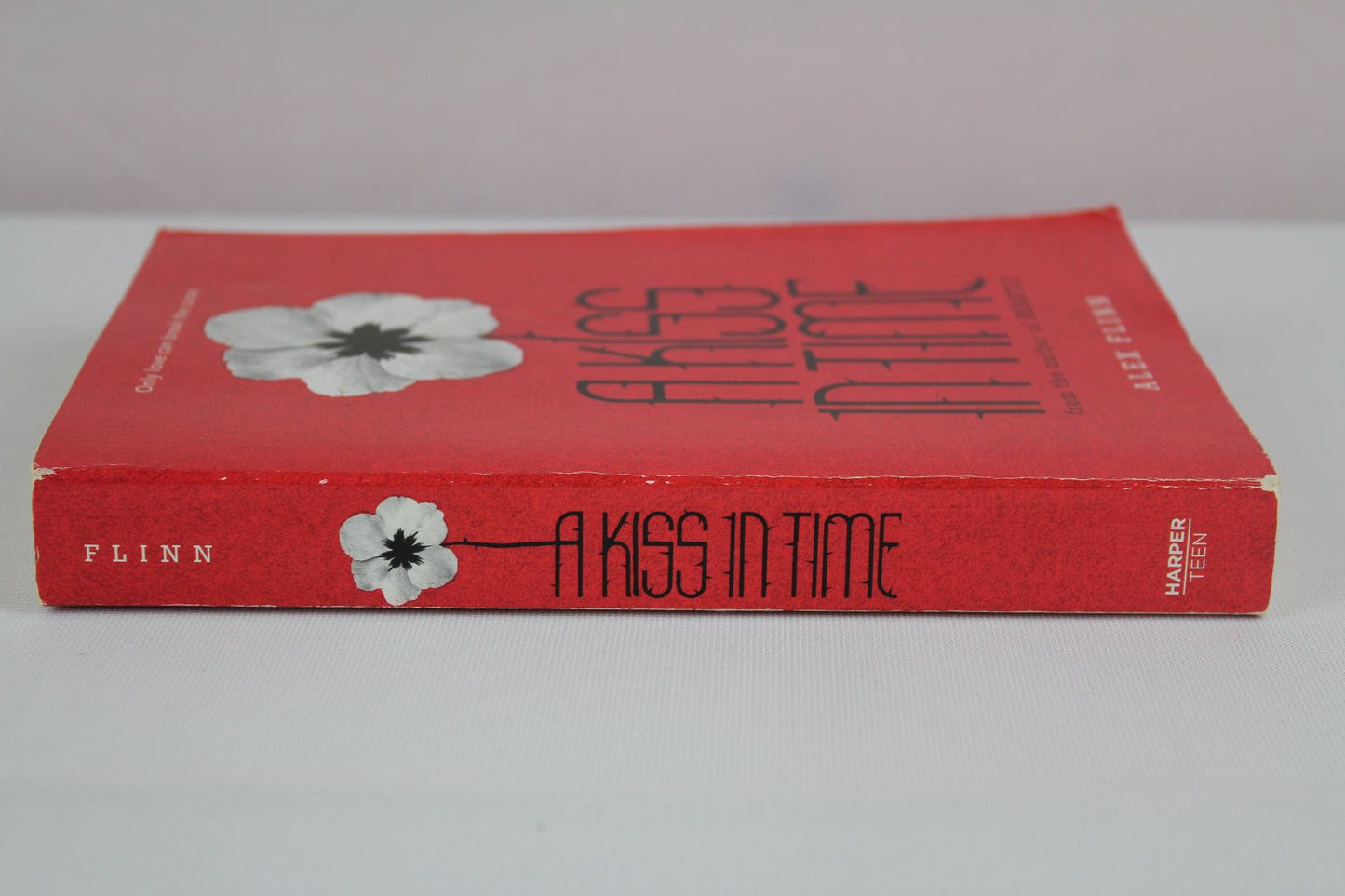 A Kiss in Time by Alex Flinn