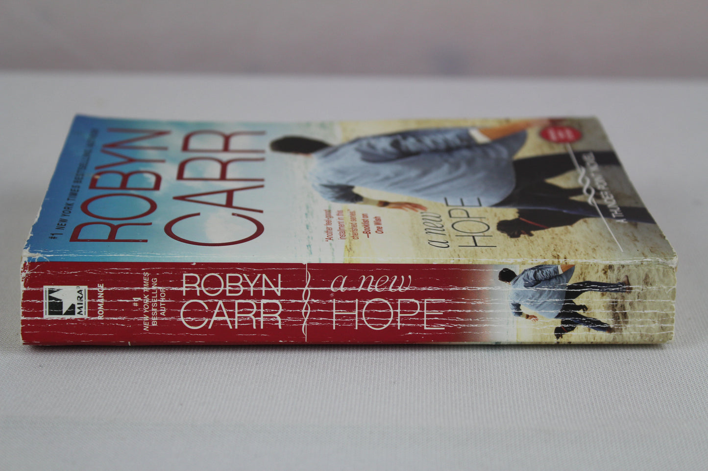 A New Hope: A Gripping Small Town Romance About Starting Over in Oregon (Thunder Point, 8) by Robyn Carr