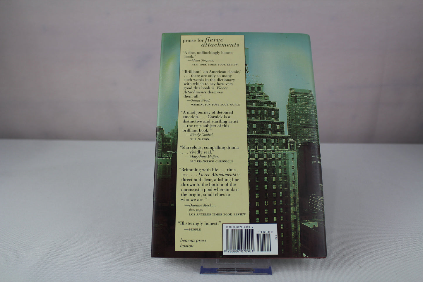 Approaching Eye Level by Vivian Gornick
