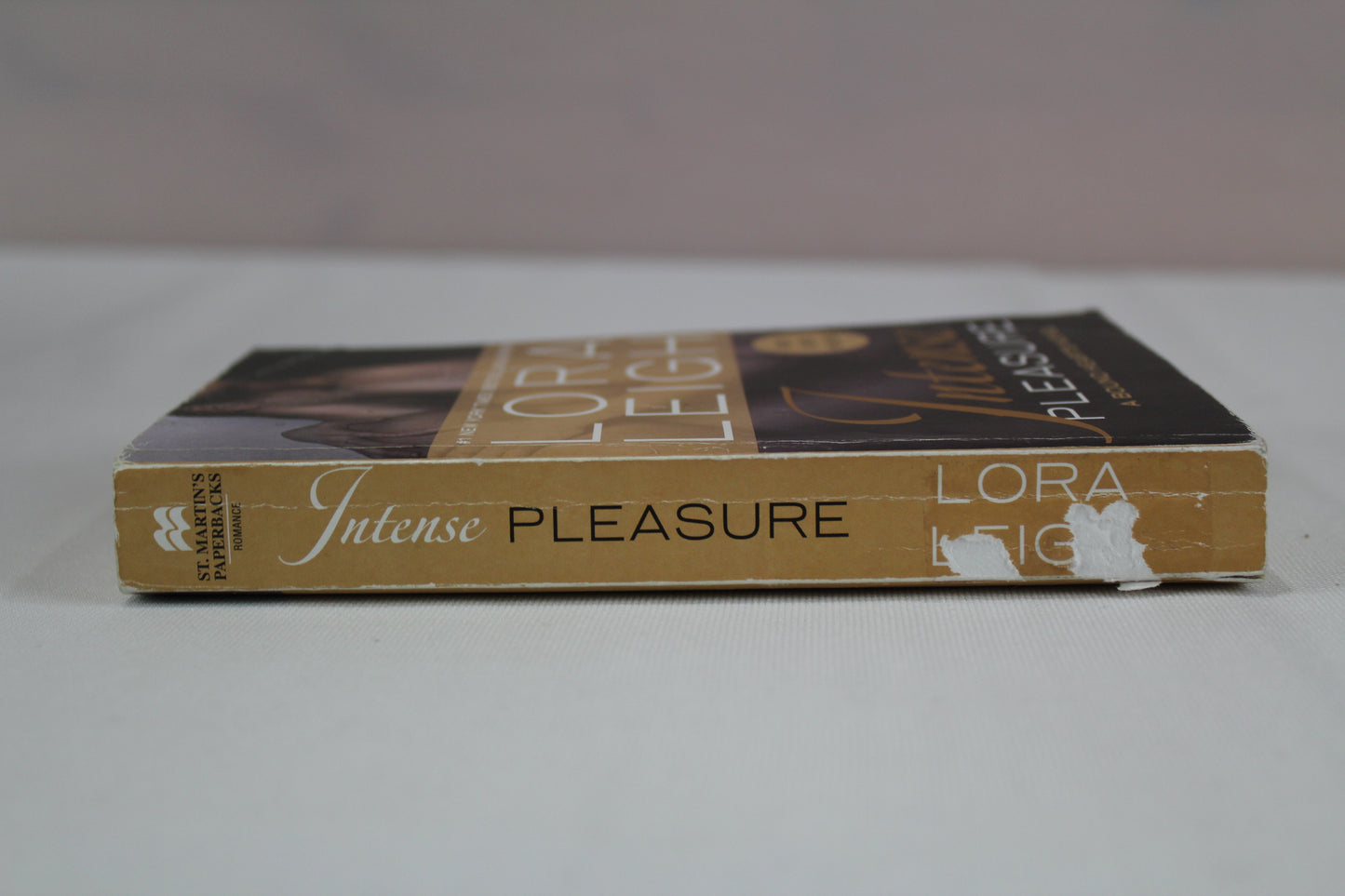 Intense Pleasure (Bound Hearts) by Lora Leigh