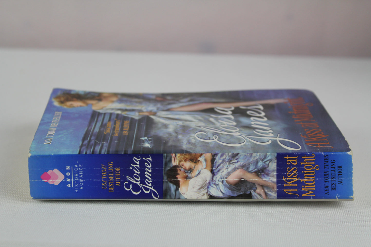 A Kiss at Midnight: A Charming Fairytale Retelling Where a Beauty Refuses to Marry a Prince (Fairy Tales, 1) by Eloisa James