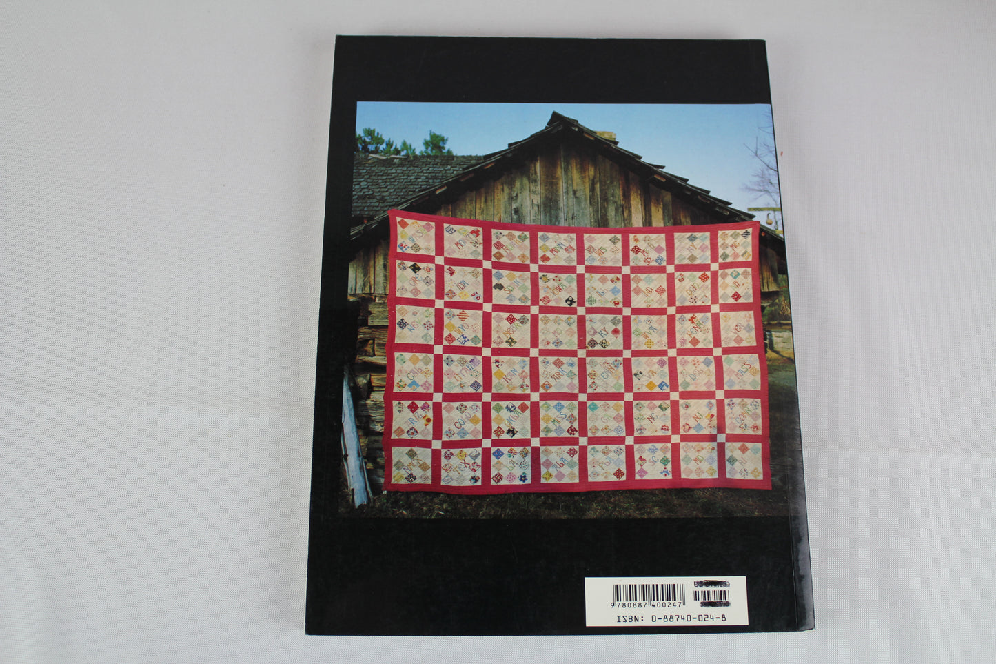 A People and Their Quilts by John Rice Irwin