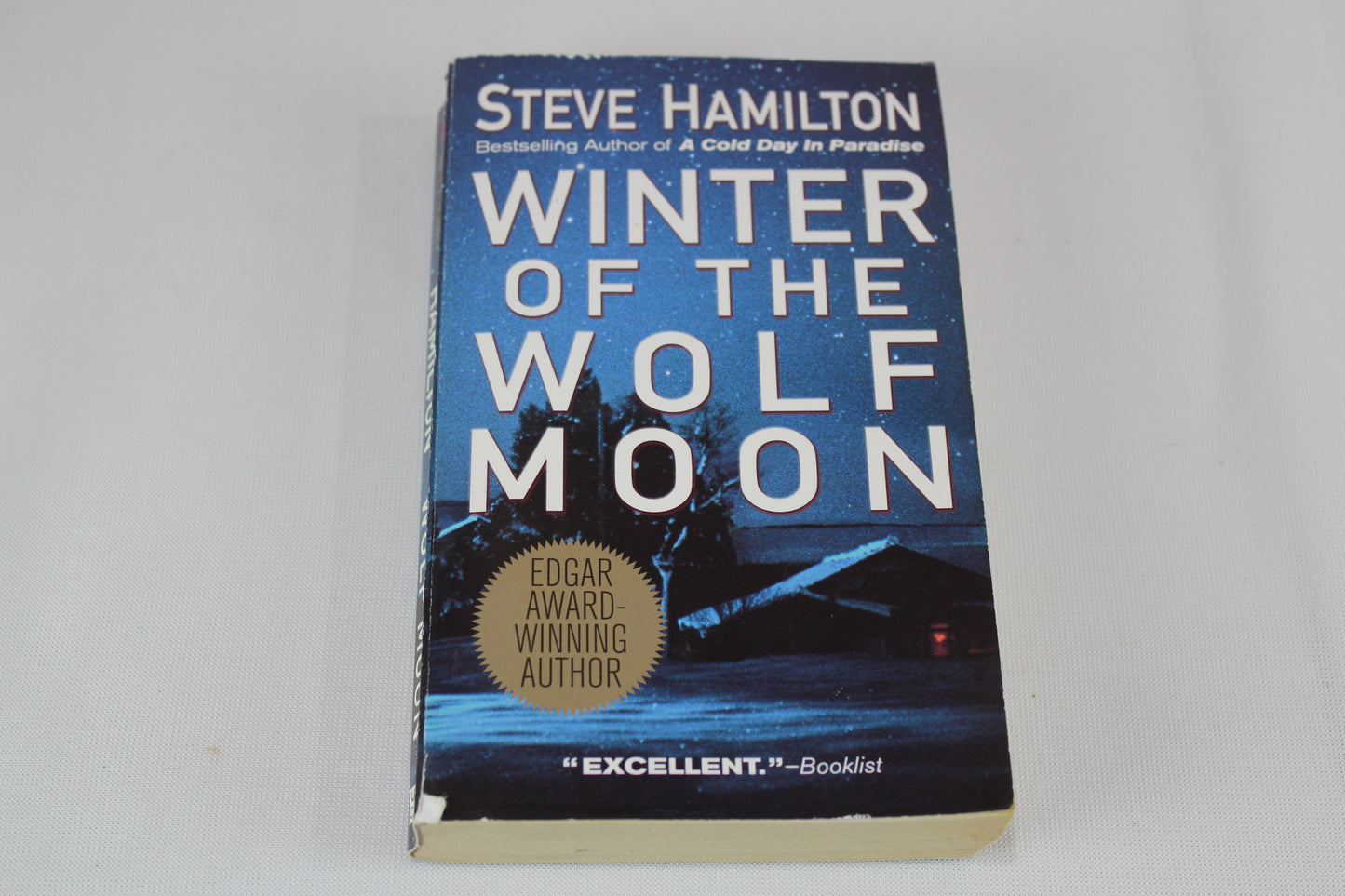 Winter of the Wolf Moon: An Alex McKnight Mystery by Steve Hamilton