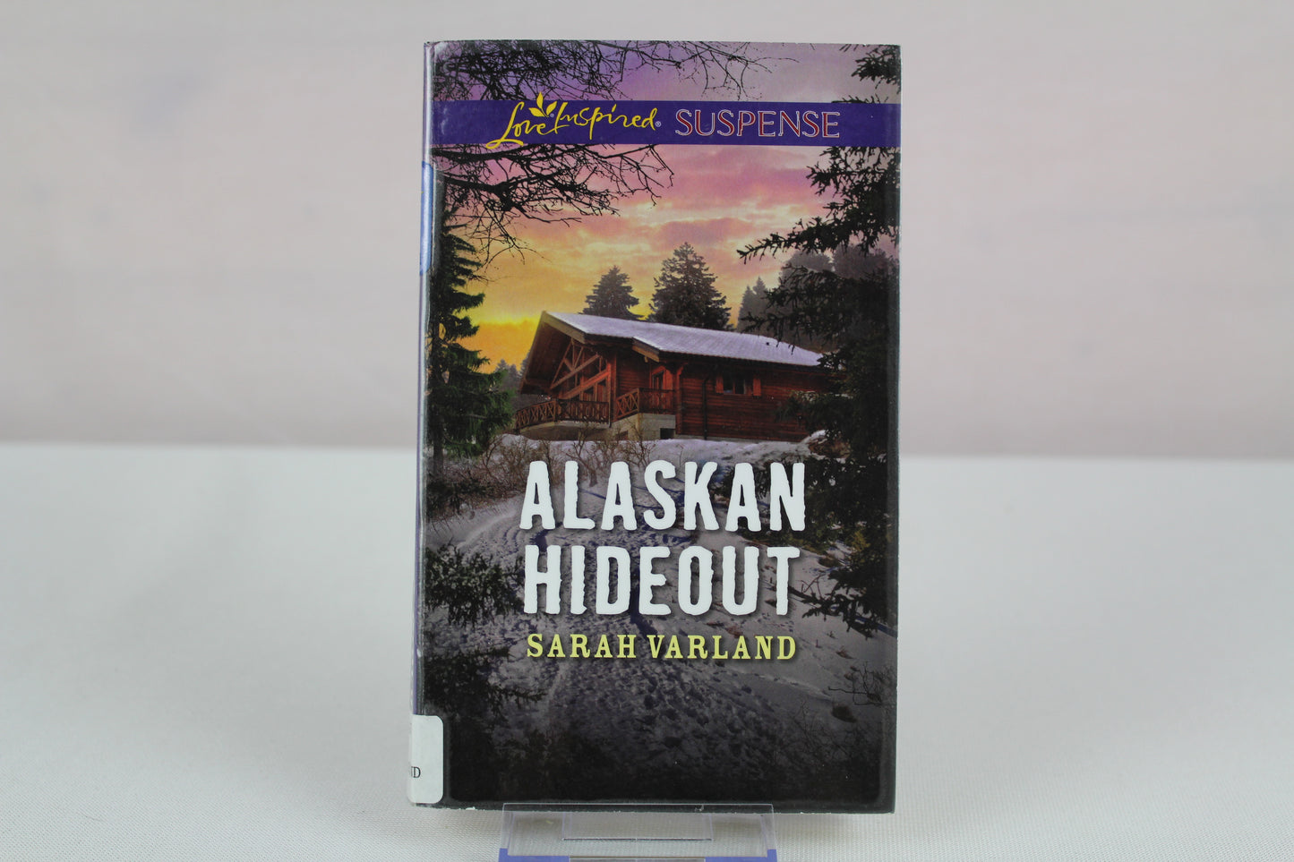 Alaskan Hideout (Love Inspired Suspense) by Sarah Varland