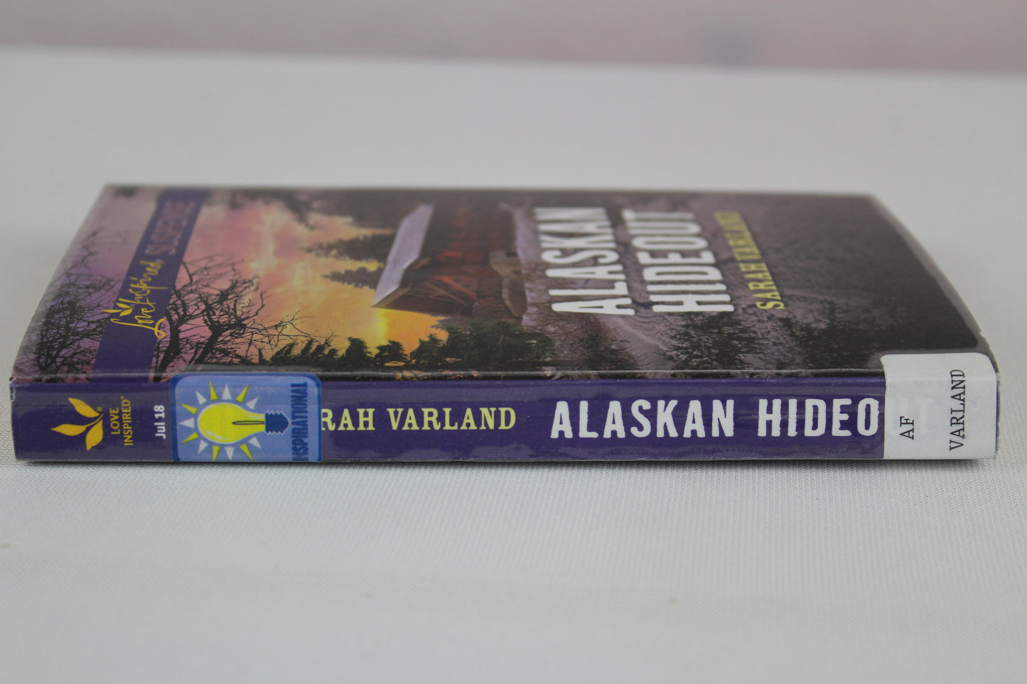 Alaskan Hideout (Love Inspired Suspense) by Sarah Varland
