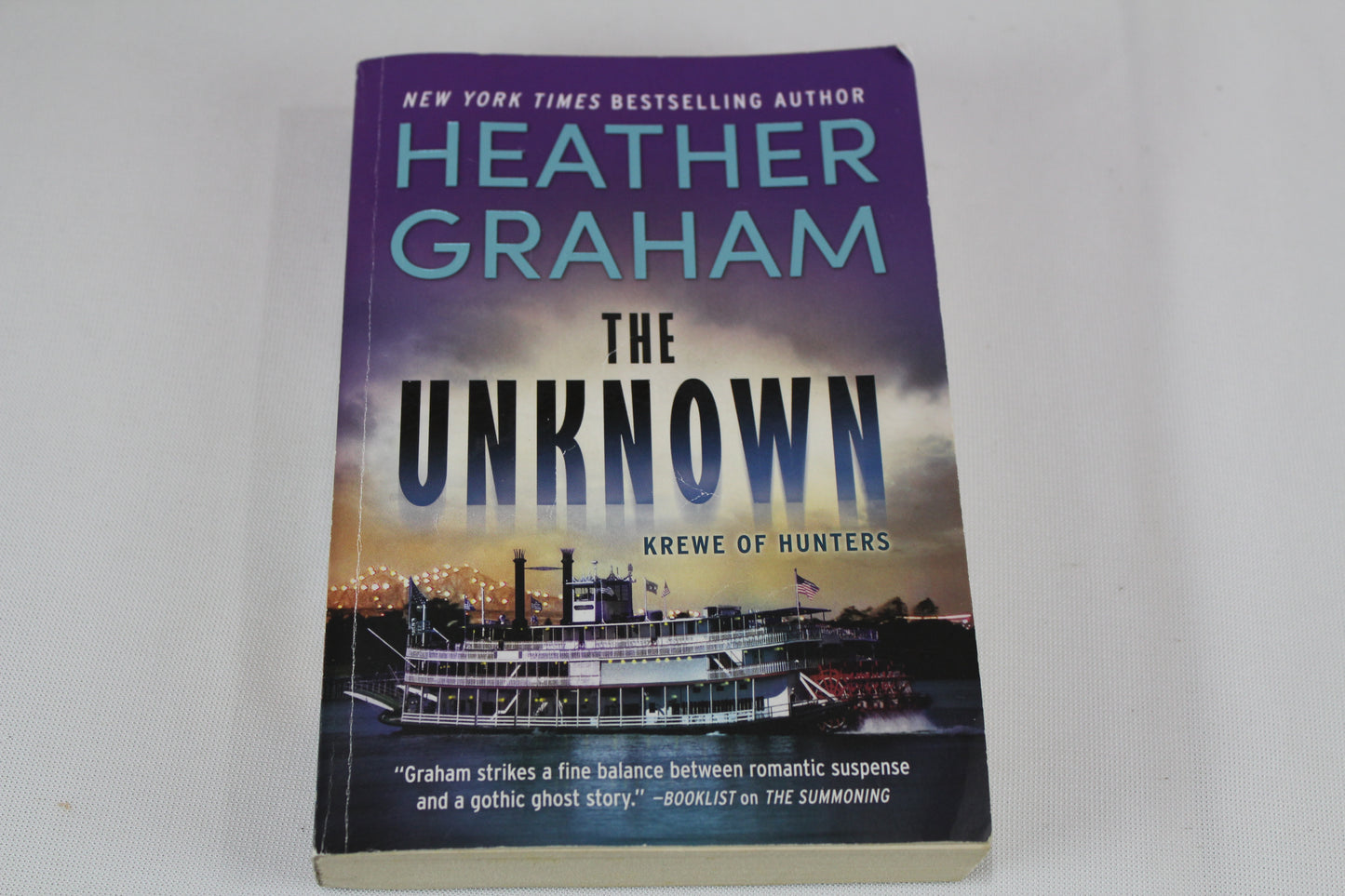 The Unknown: A Paranormal Mystery Romance (Krewe of Hunters, 35) by Heather Graham