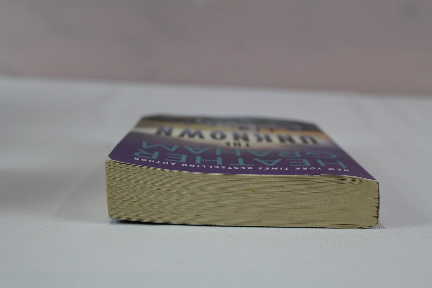 The Unknown: A Paranormal Mystery Romance (Krewe of Hunters, 35) by Heather Graham
