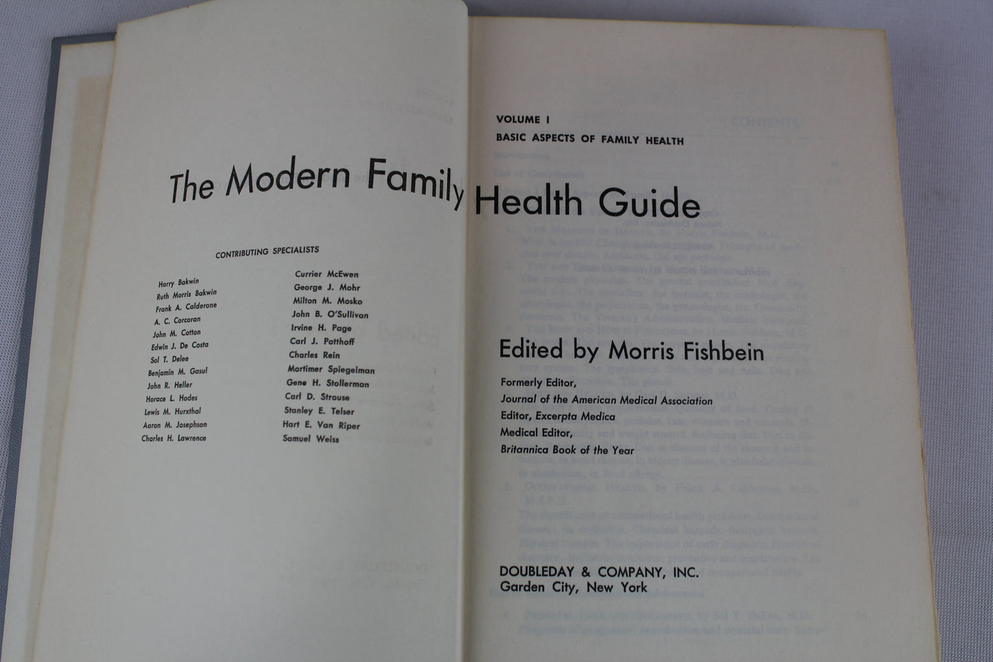 The Modern Family Health Guide. by Louis Adamic