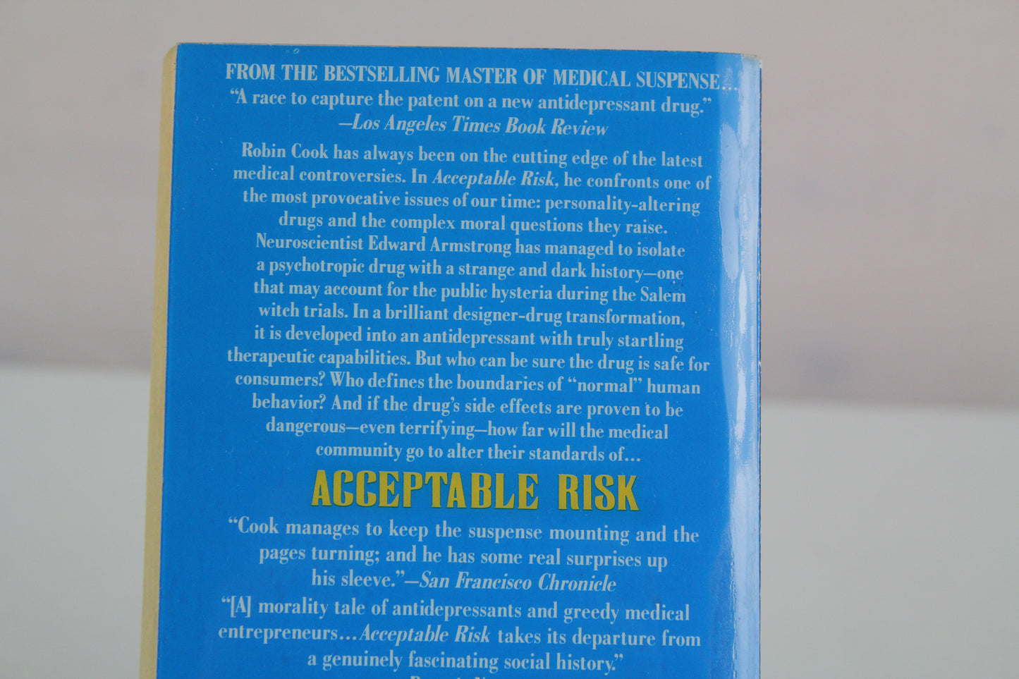 Acceptable Risk (A Medical Thriller) by Robin Cook