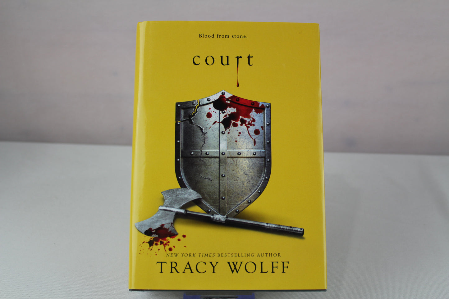 Court (Crave, 4) by Tracy Wolff