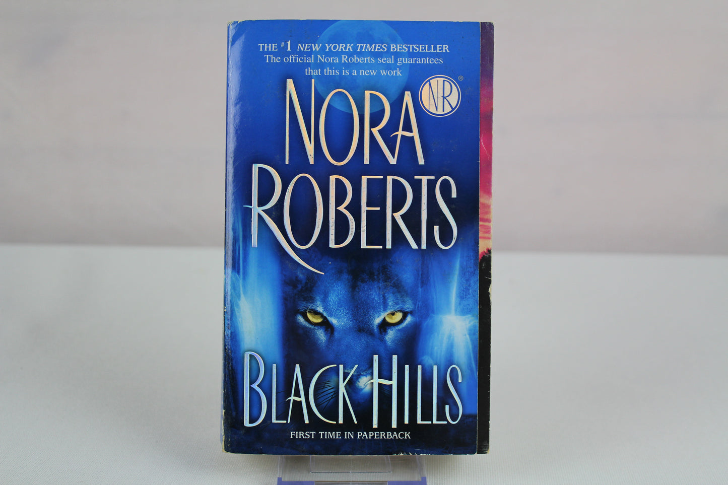 Black Hills by Nora Roberts