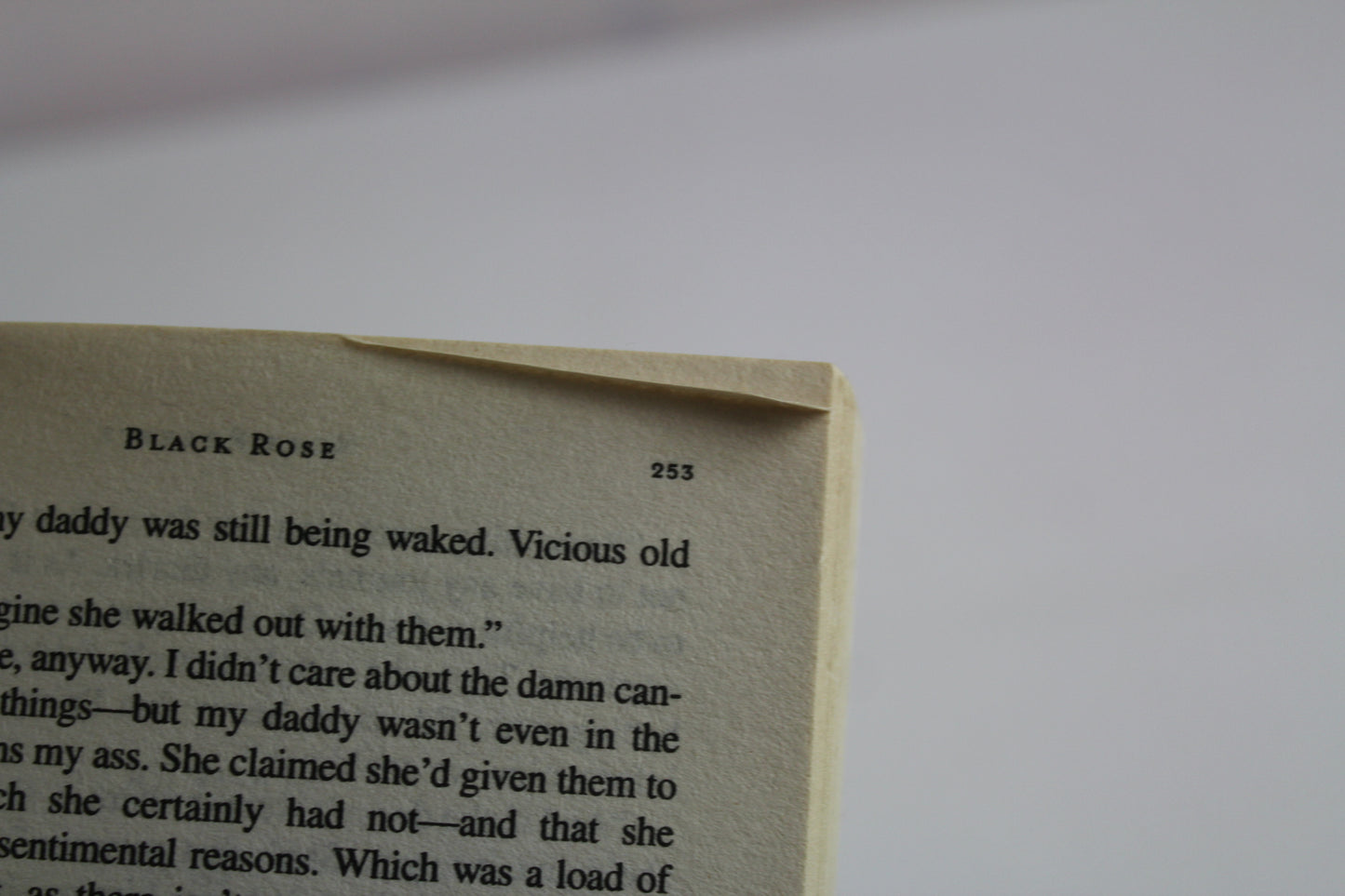 Black Rose (In The Garden Trilogy) by Nora Roberts