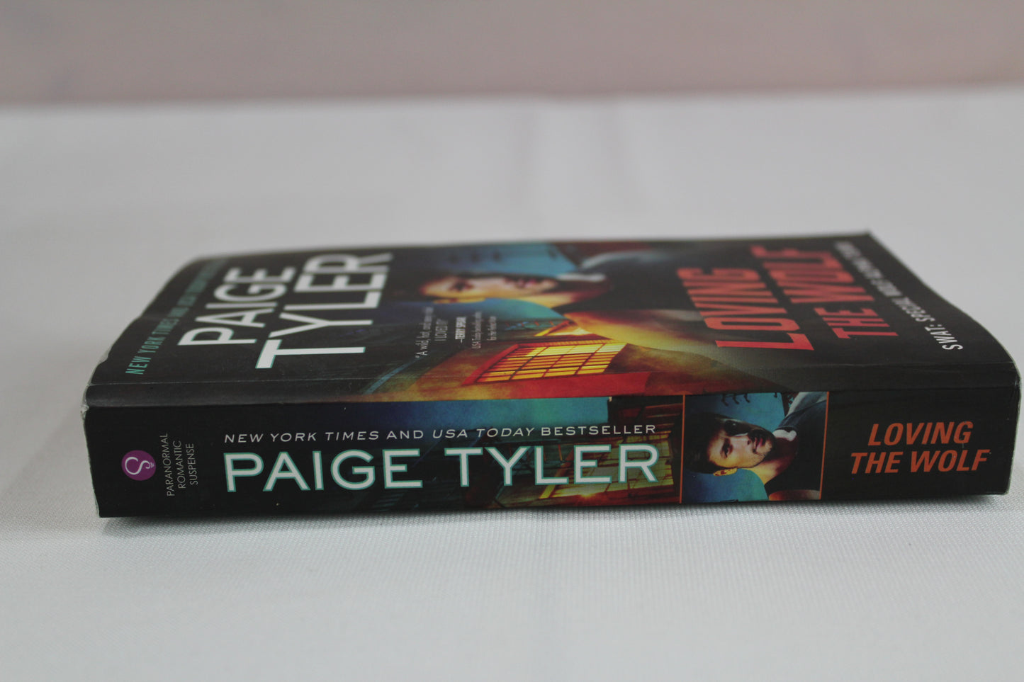 Loving the Wolf: A Fated Mates Romance (SWAT, 14) by Paige Tyler