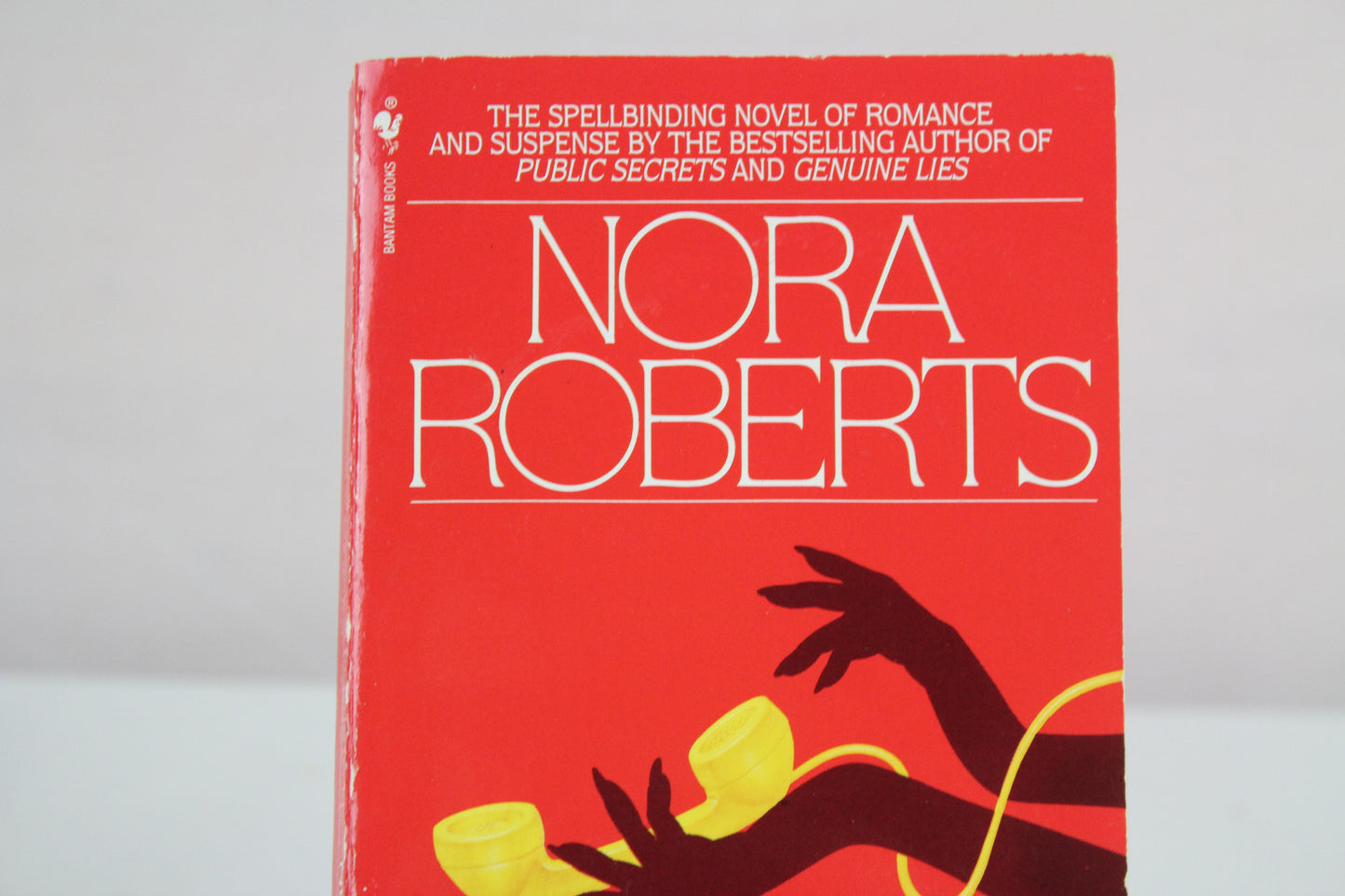 Brazen Virtue (D.C. Detectives) by Nora Roberts