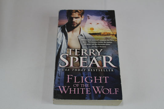 Flight of the White Wolf by Terry Spear