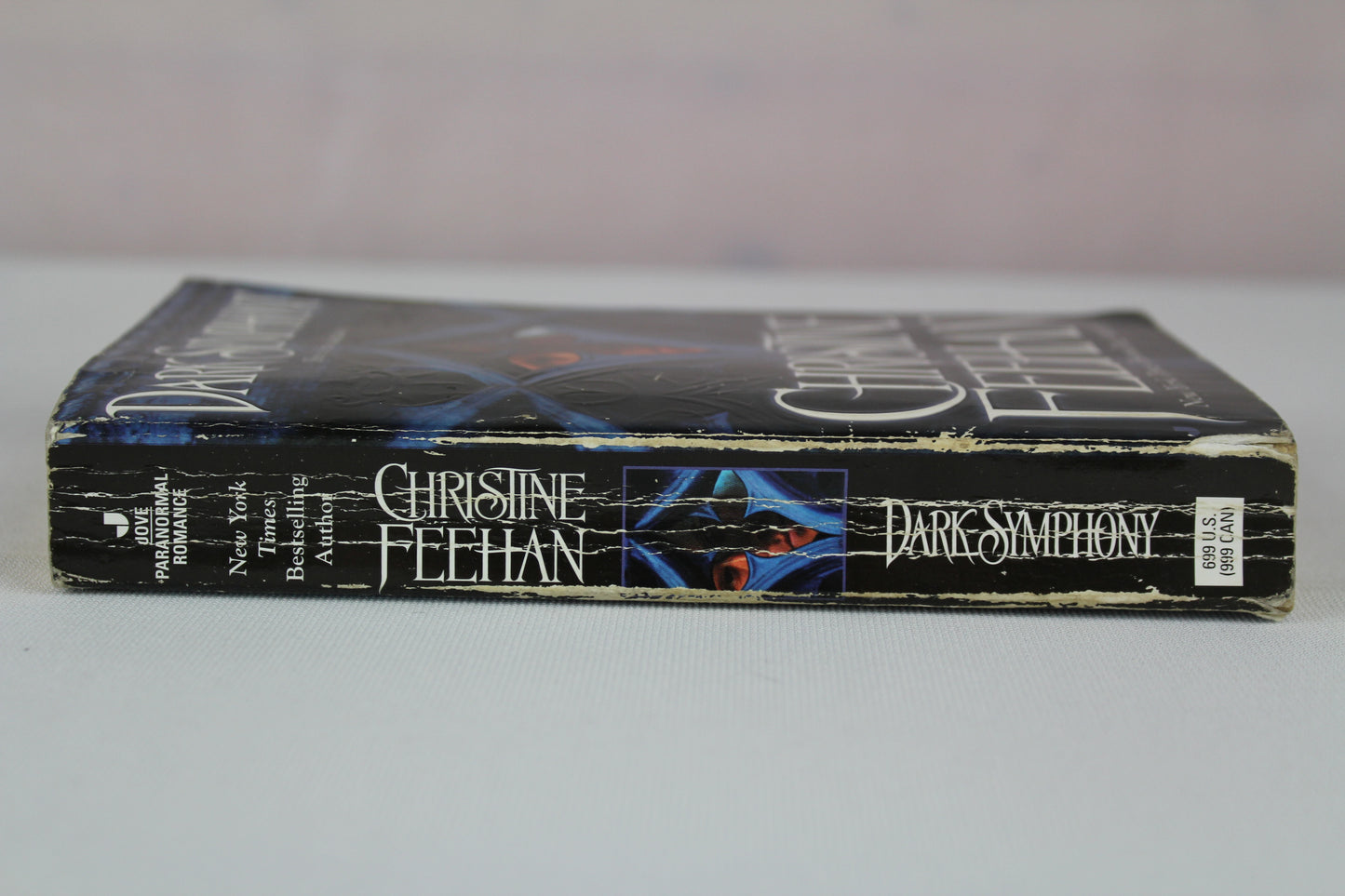 Dark Symphony (The Carpathians (Dark) Series, Book 9) by Christine Feehan
