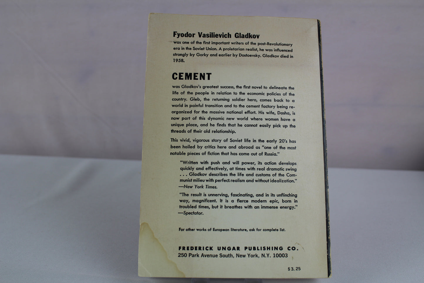 Cement a Novel by Fv Gladkov