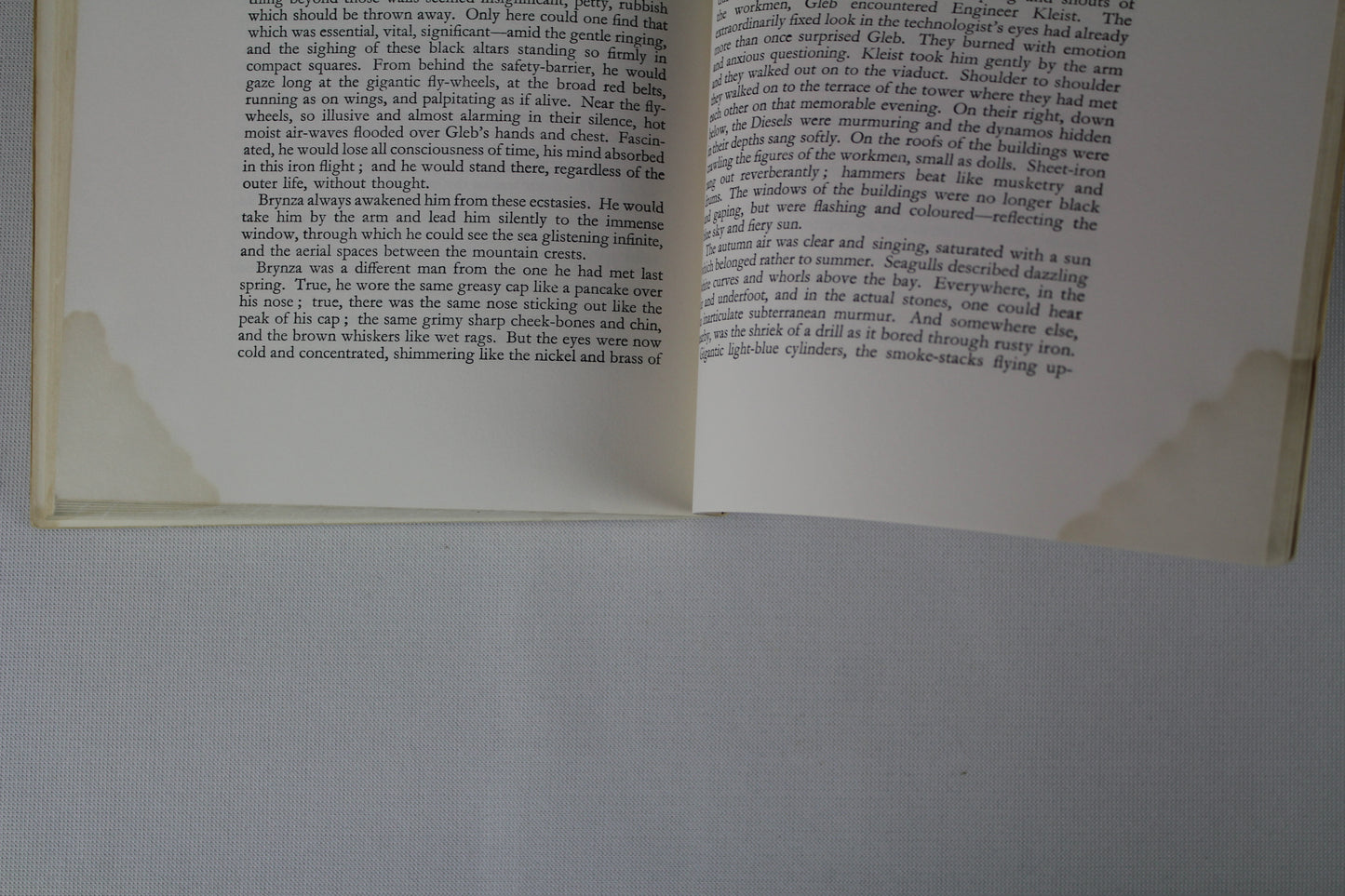 Cement a Novel by Fv Gladkov