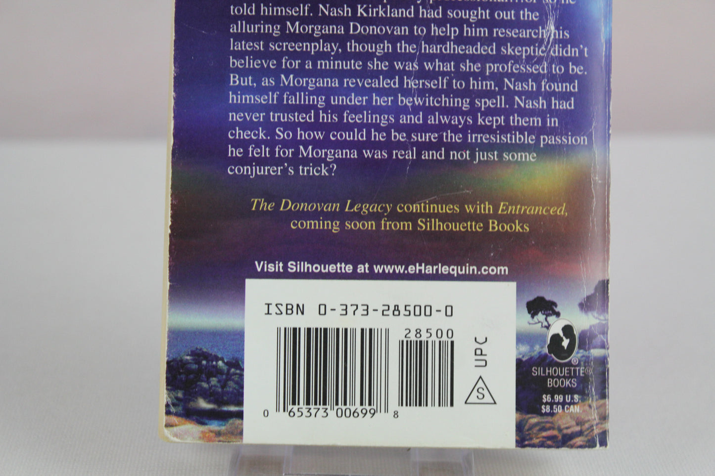 CAPTIVATED (Donovan Legacy) by Nora Roberts
