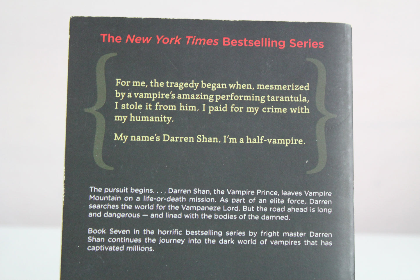Cirque Du Freak: Hunters of the Dusk: Book 7 in the Saga of Darren Shan by Darren Shan