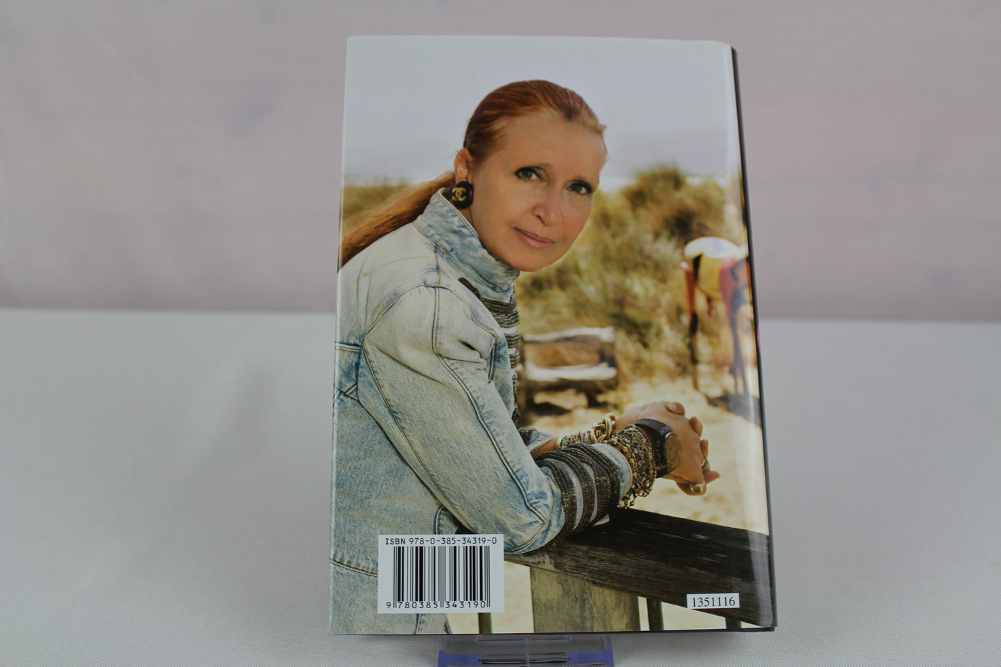 Betrayal by Danielle Steel (2012, Hardcover)