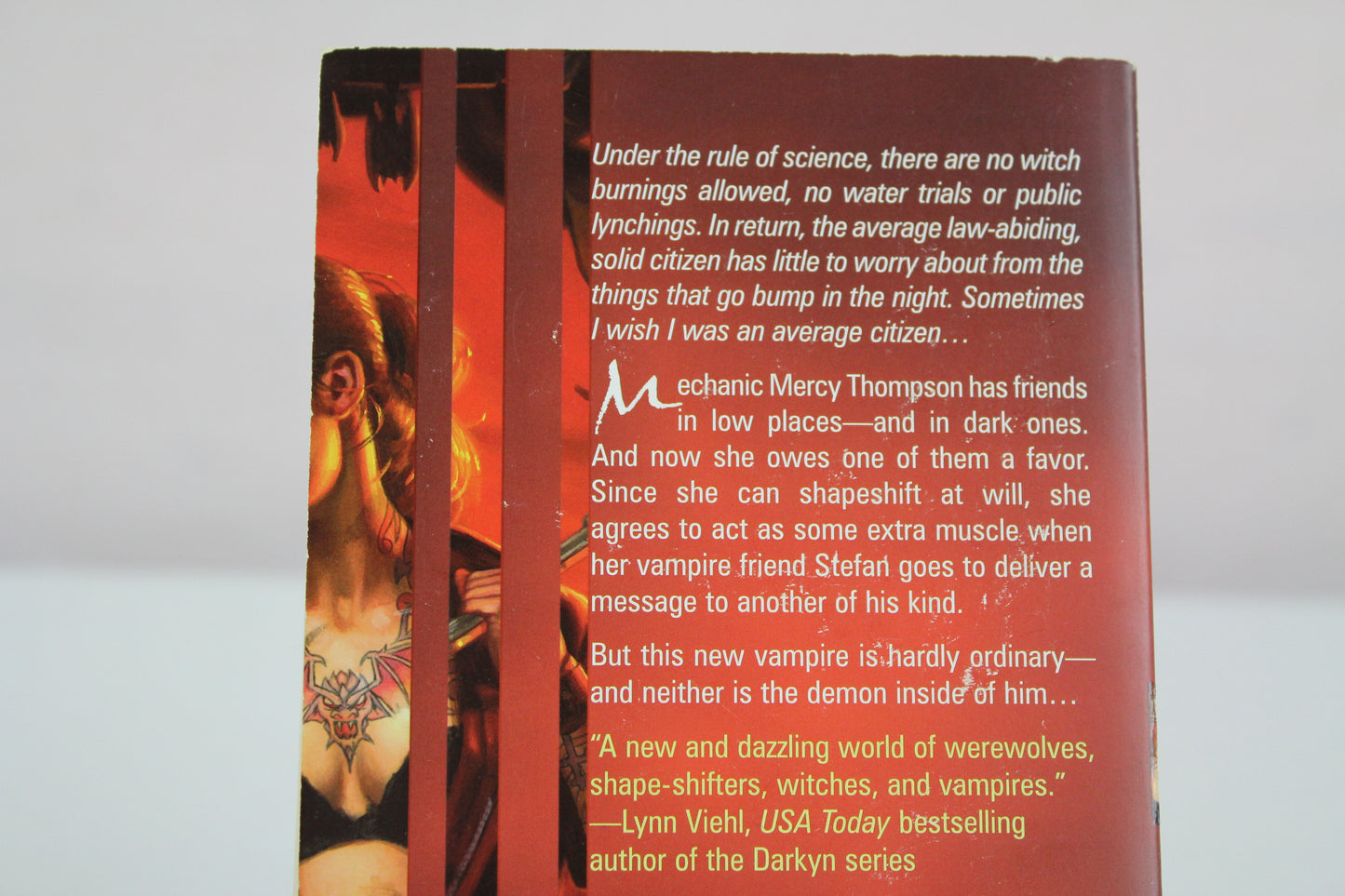 Blood Bound (Mercy Thompson, Book 2) by Patricia Briggs