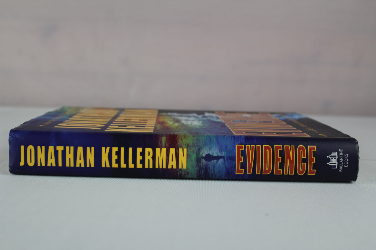 Evidence: An Alex Delaware Novel by Jonathan Kellerman