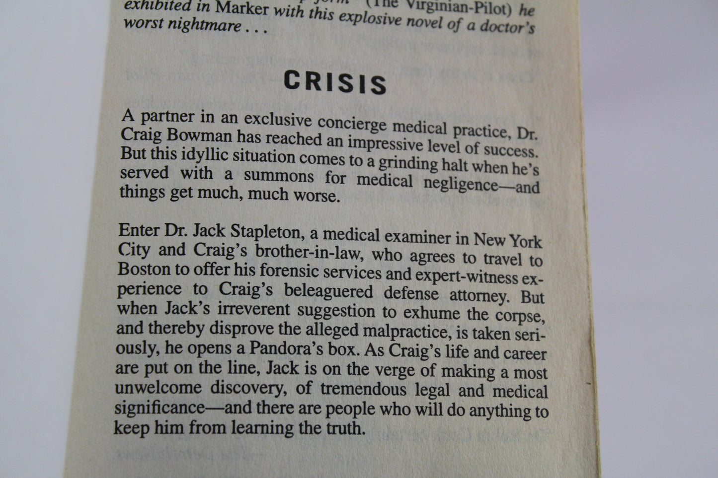 Crisis (A Medical Thriller) by Robin Cook