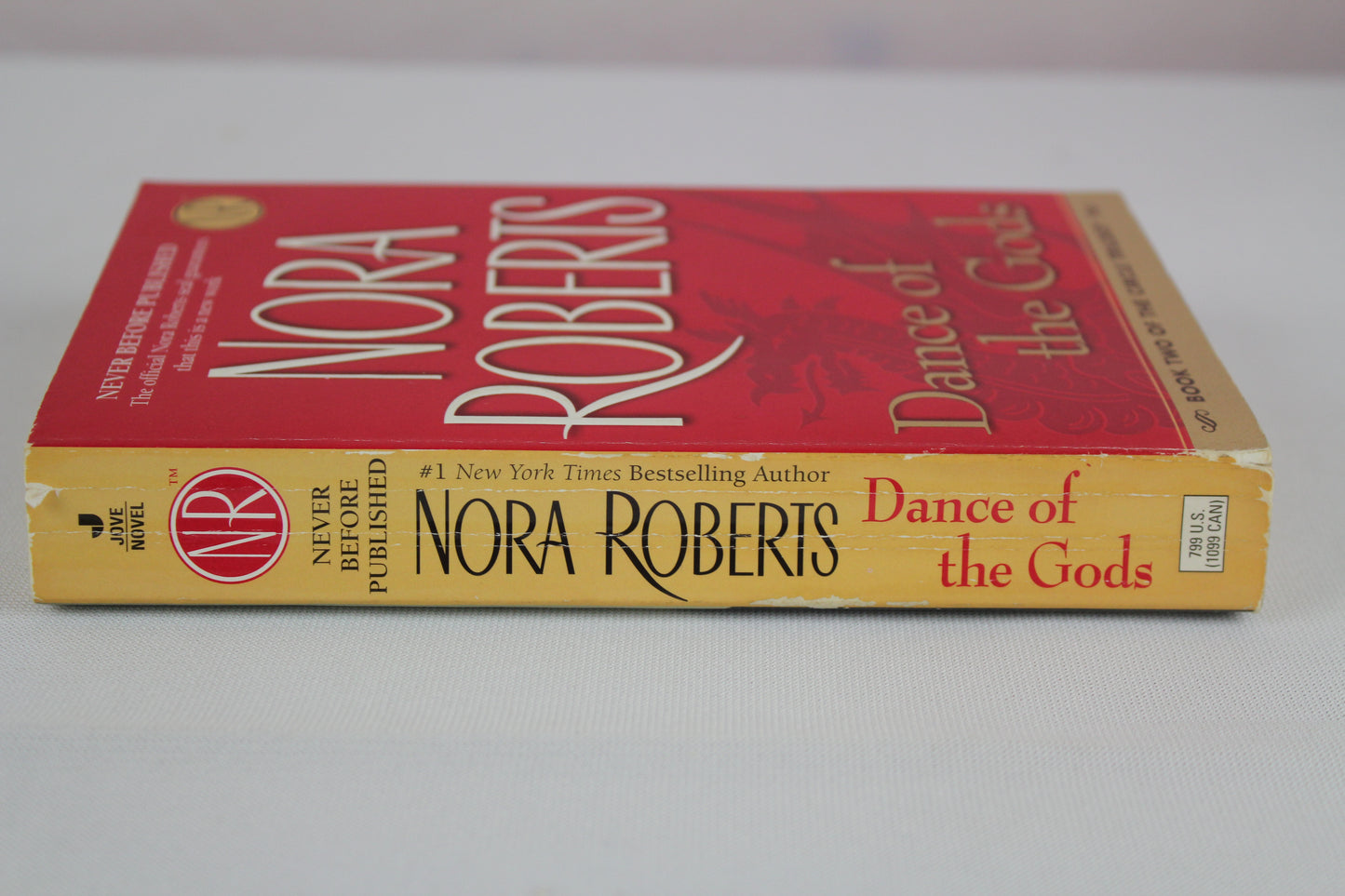 Dance of the Gods (The Circle Trilogy, Book 2) by Nora Roberts
