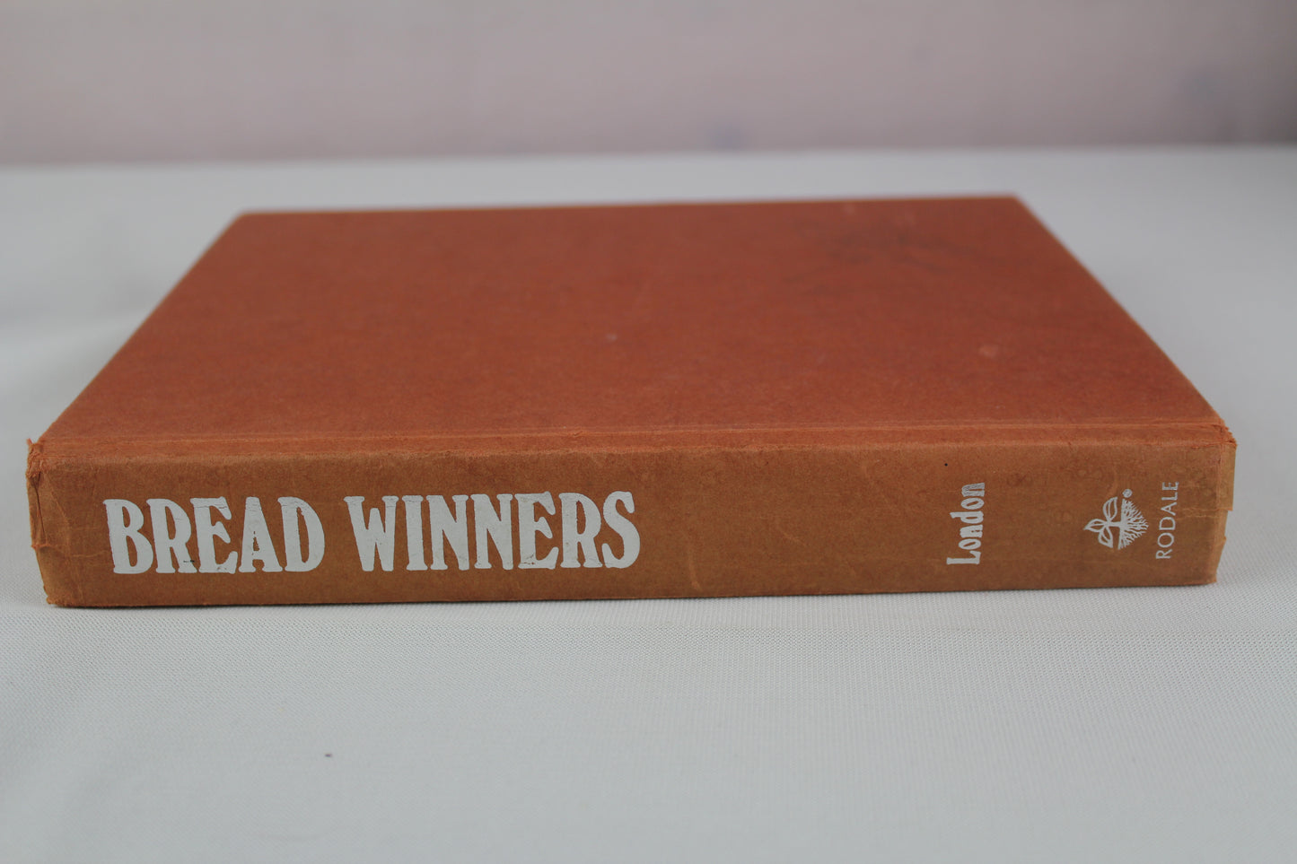 Bread Winners: More Than 200 Superior Bread Recipes and Their Remarkable Bakers by Mel London