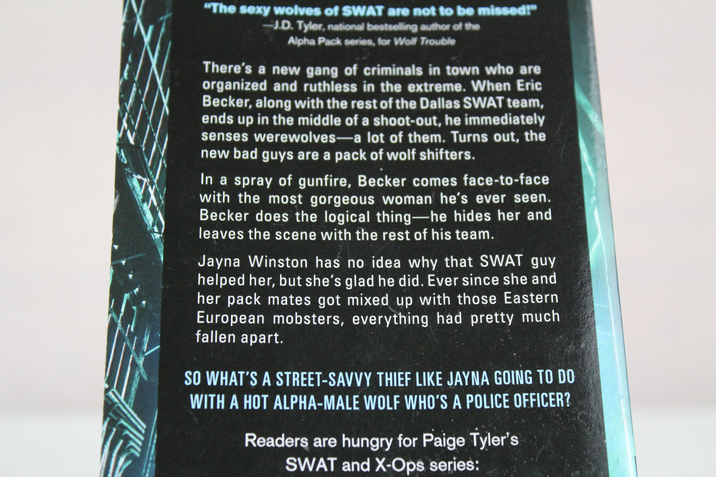 In the Company of Wolves (SWAT, 3) by Paige Tyler