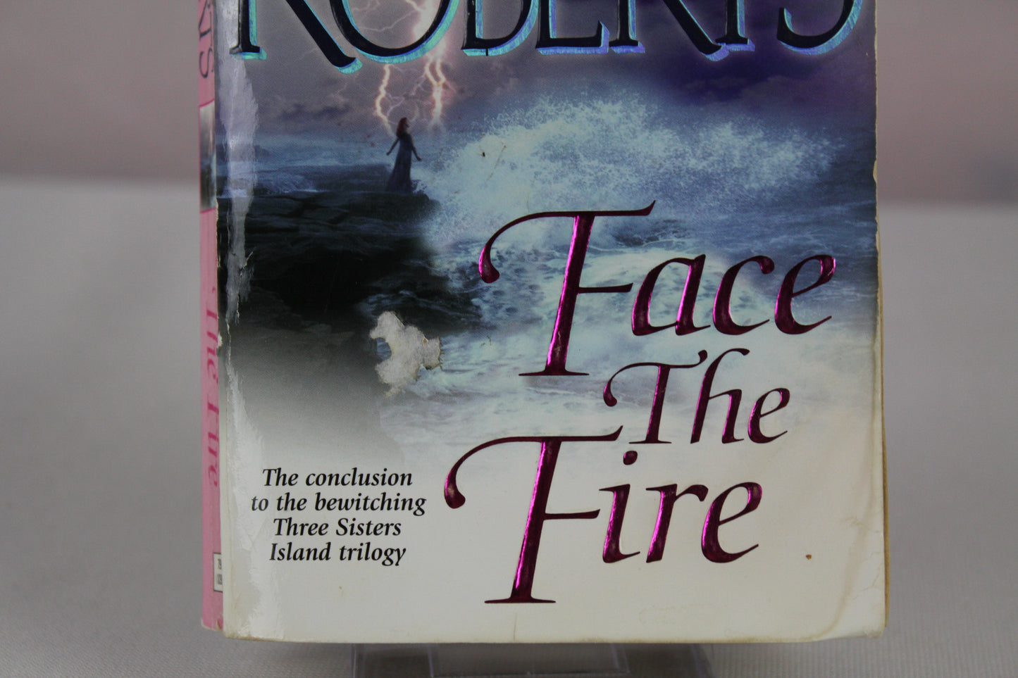Face the Fire (Three Sisters Island Trilogy) by Nora Roberts