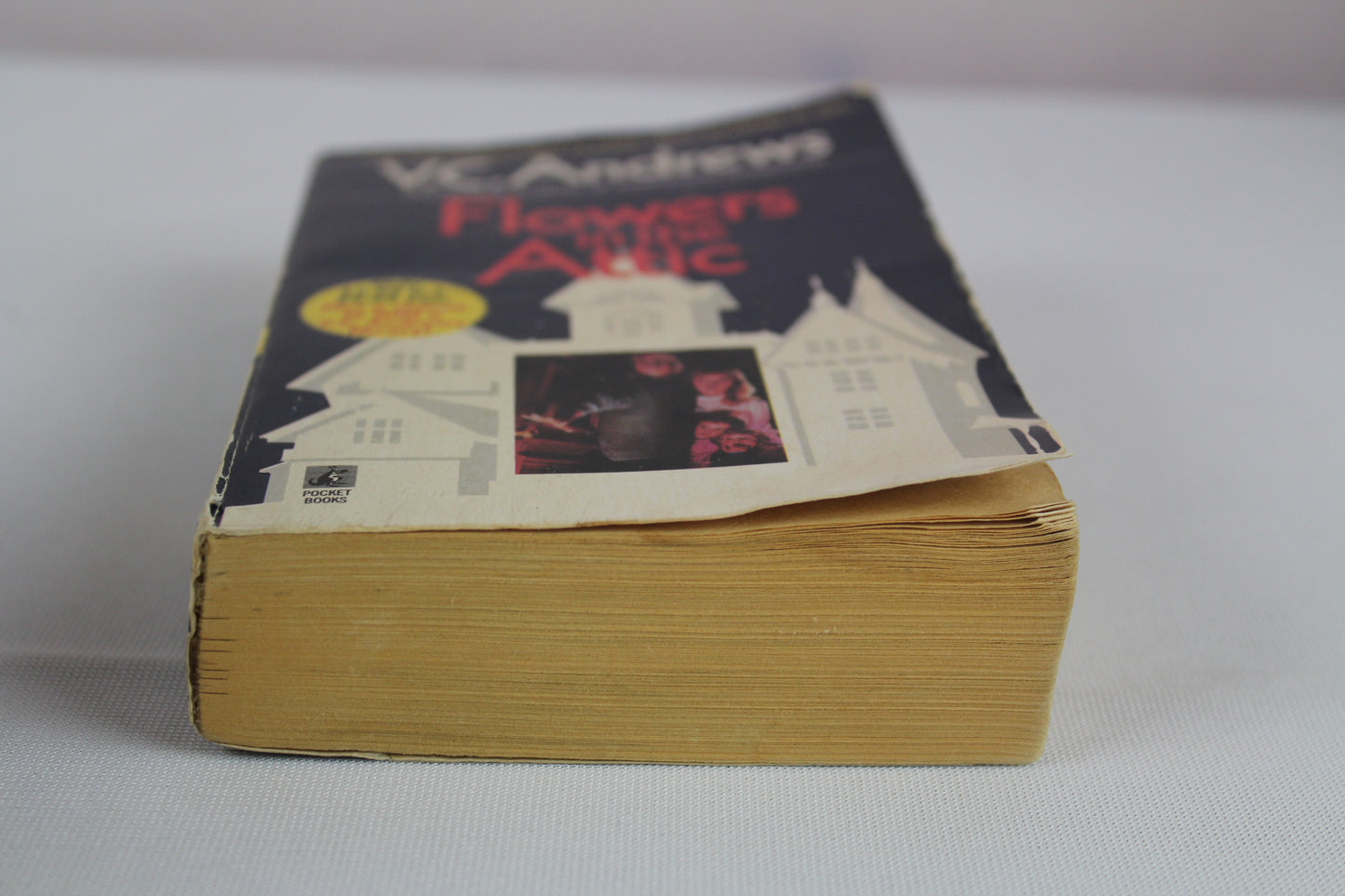 FLOWERS IN THE ATTIC (Dollanganger Series) by V.C. Andrews