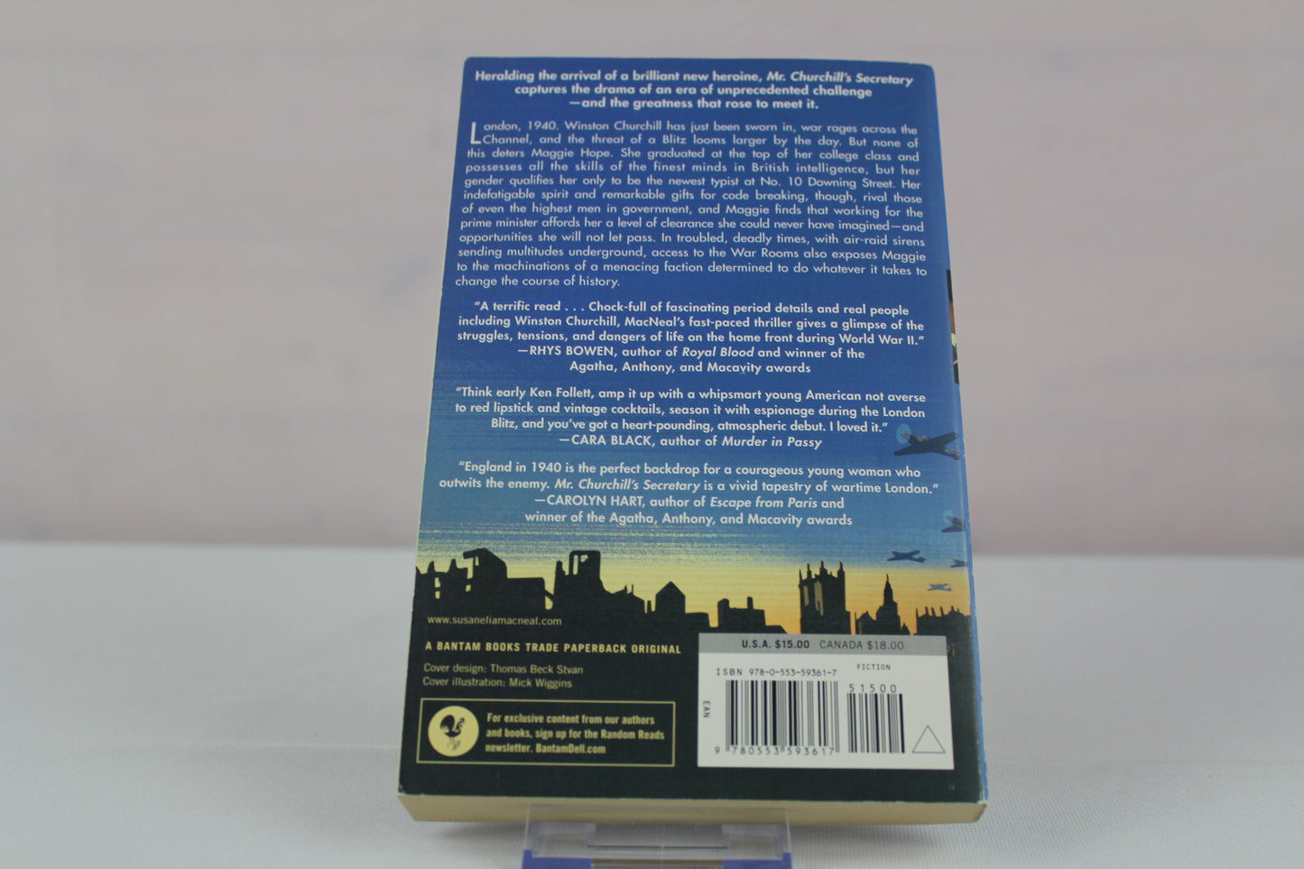 Mr. Churchill's Secretary: A Maggie Hope Mystery by Susan Elia MacNeal