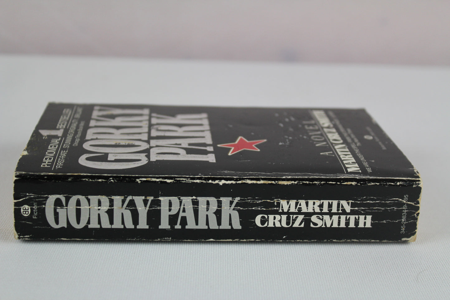 Gorky Park by Martin Cruz Smith