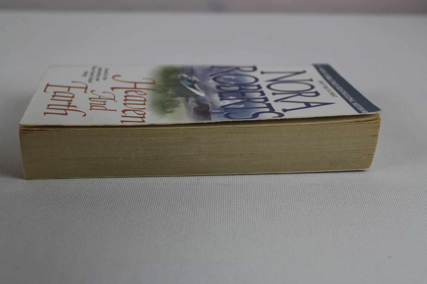 Heaven and Earth (Three Sisters Island Trilogy) by Nora Roberts