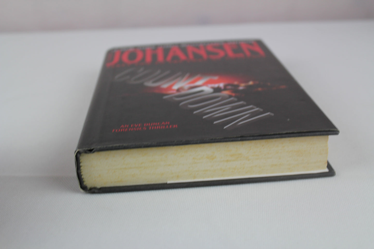 Countdown (An Eve Duncan Forensics Thriller) by Iris Johansen