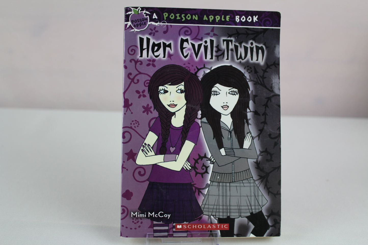 Her Evil Twin (Poison Apple) by Mimi McCoy