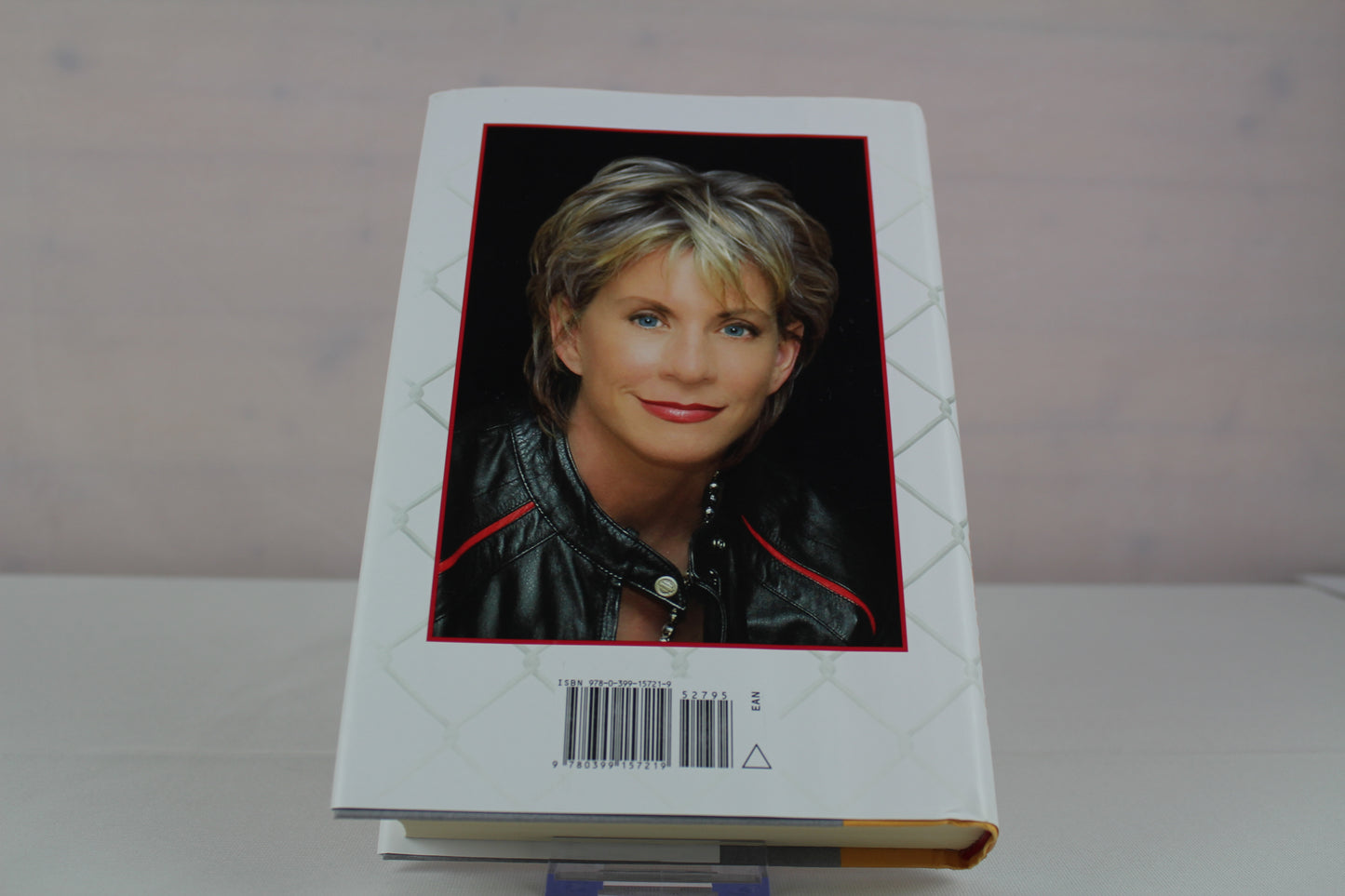 Port Mortuary (Kay Scarpetta, No. 18) by Patricia Cornwell