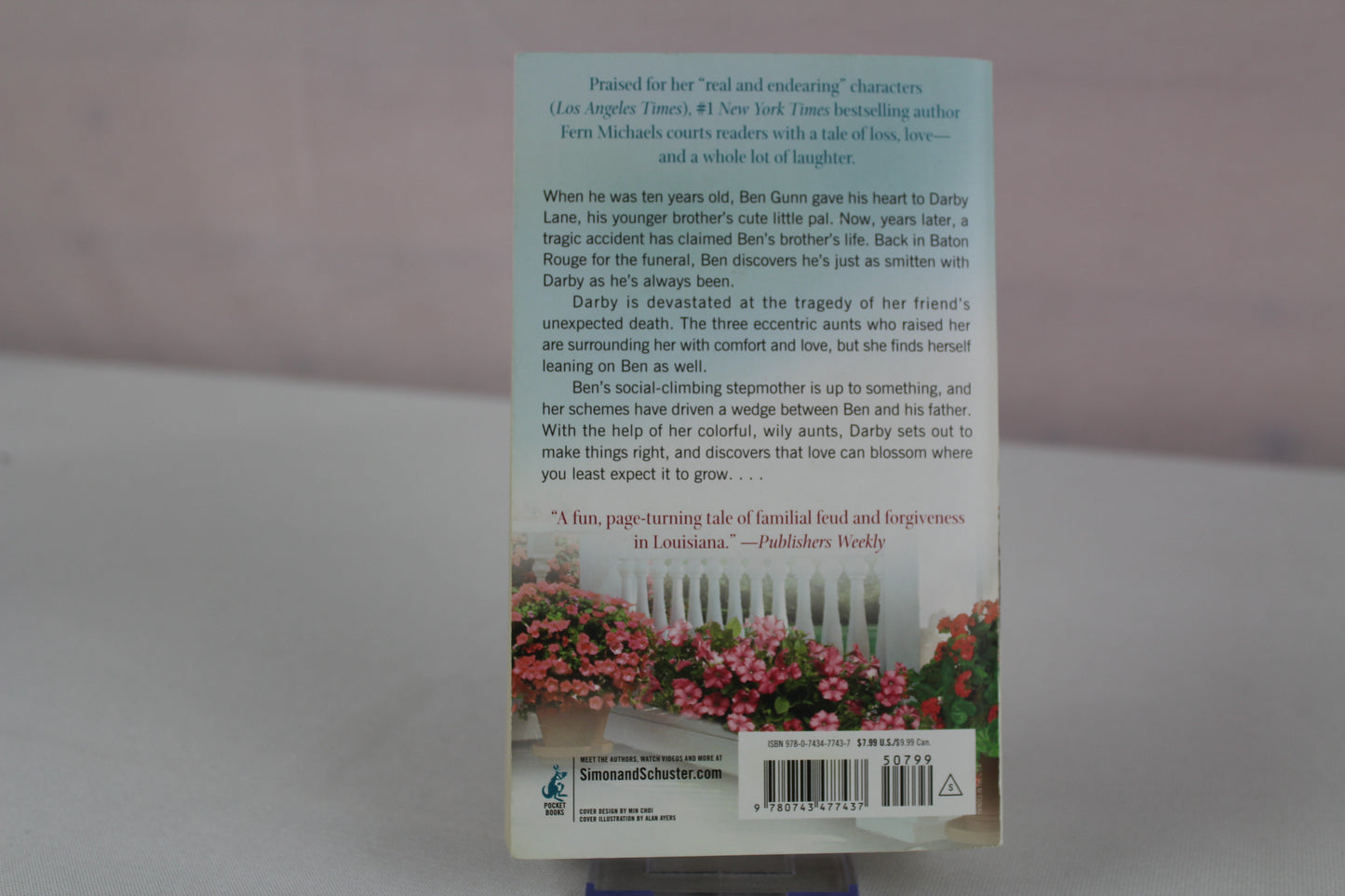 Hey, Good Looking: A Novel by Fern Michaels