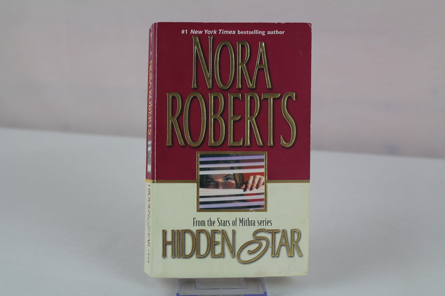 Hidden Star (The Stars of Mithra) by Nora Roberts