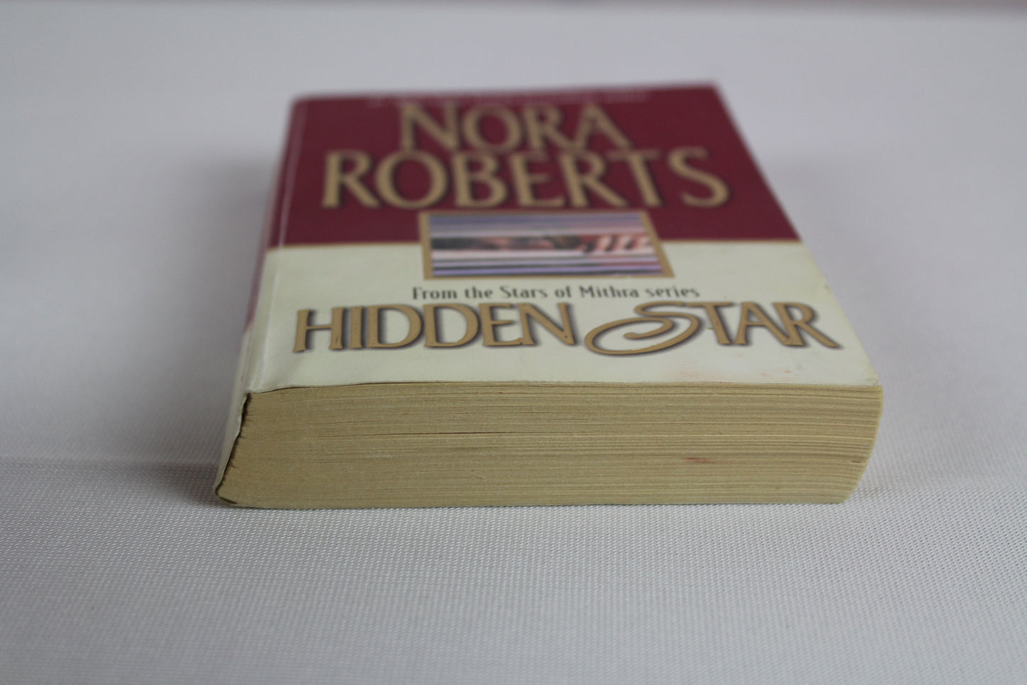 Hidden Star (The Stars of Mithra) by Nora Roberts