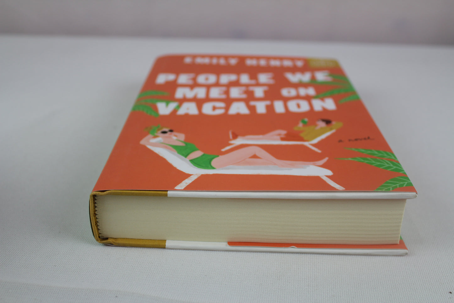 People We Meet on Vacation by Emily Henry (2021cover) by Emily Henry